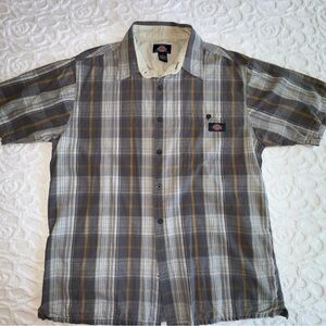 Dickies Short Sleeve Button up Shirt